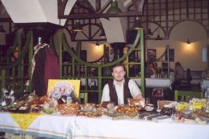 Petr Fiala ve stánku pekařství.