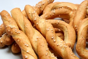 slané tyčinky, preclíky