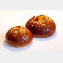 Sváteční mazanec s rozinkami a mandlemi Sváteční mazanec s rozinkami a mandlemi